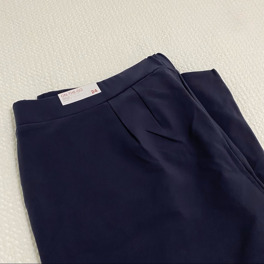 Dress Pants, Navy, Cropped Ankle, 24W, on the go